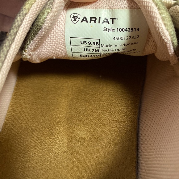 Womens Ariat shoes - Picture 4 of 5